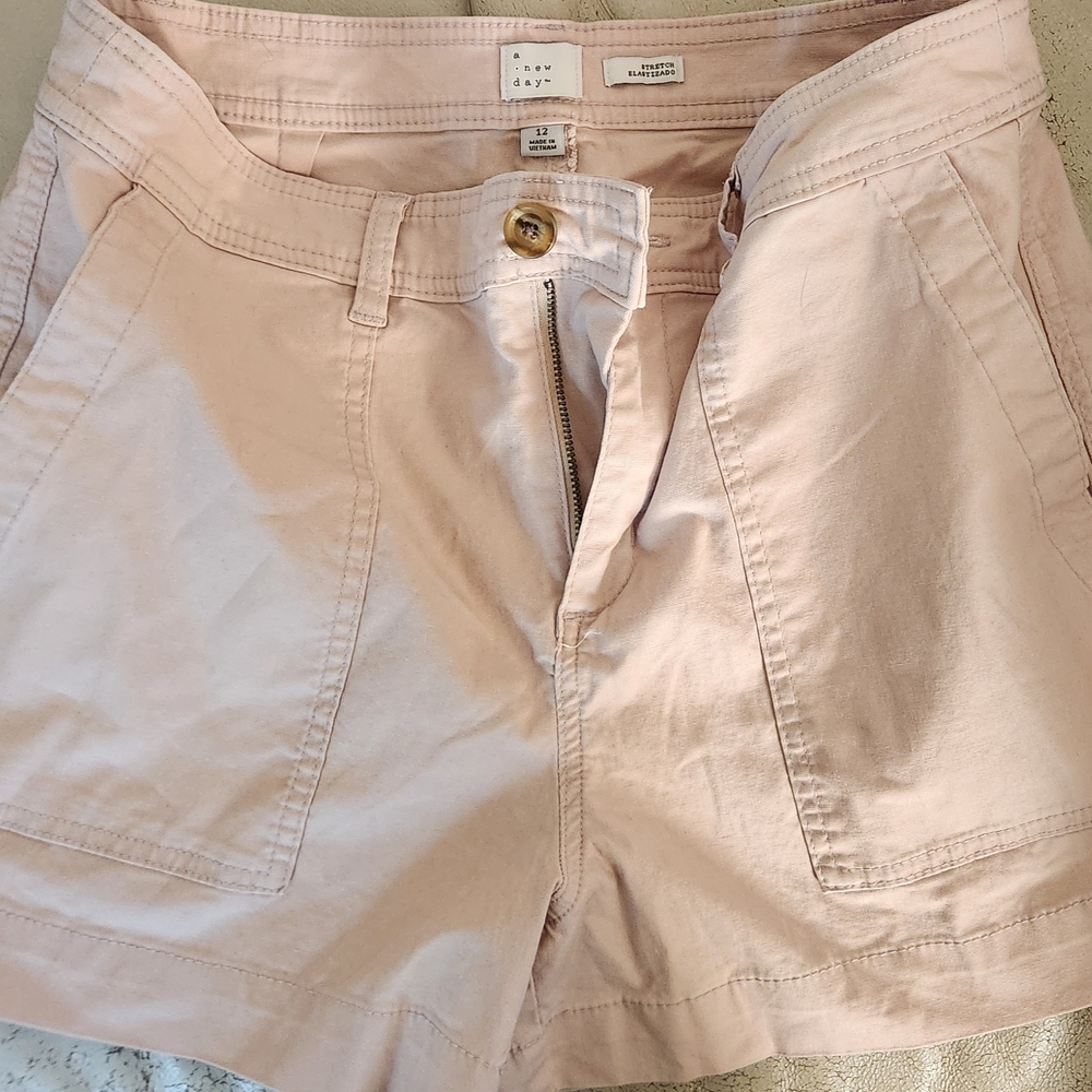 a new day Women's Light Pink Cargo Shorts